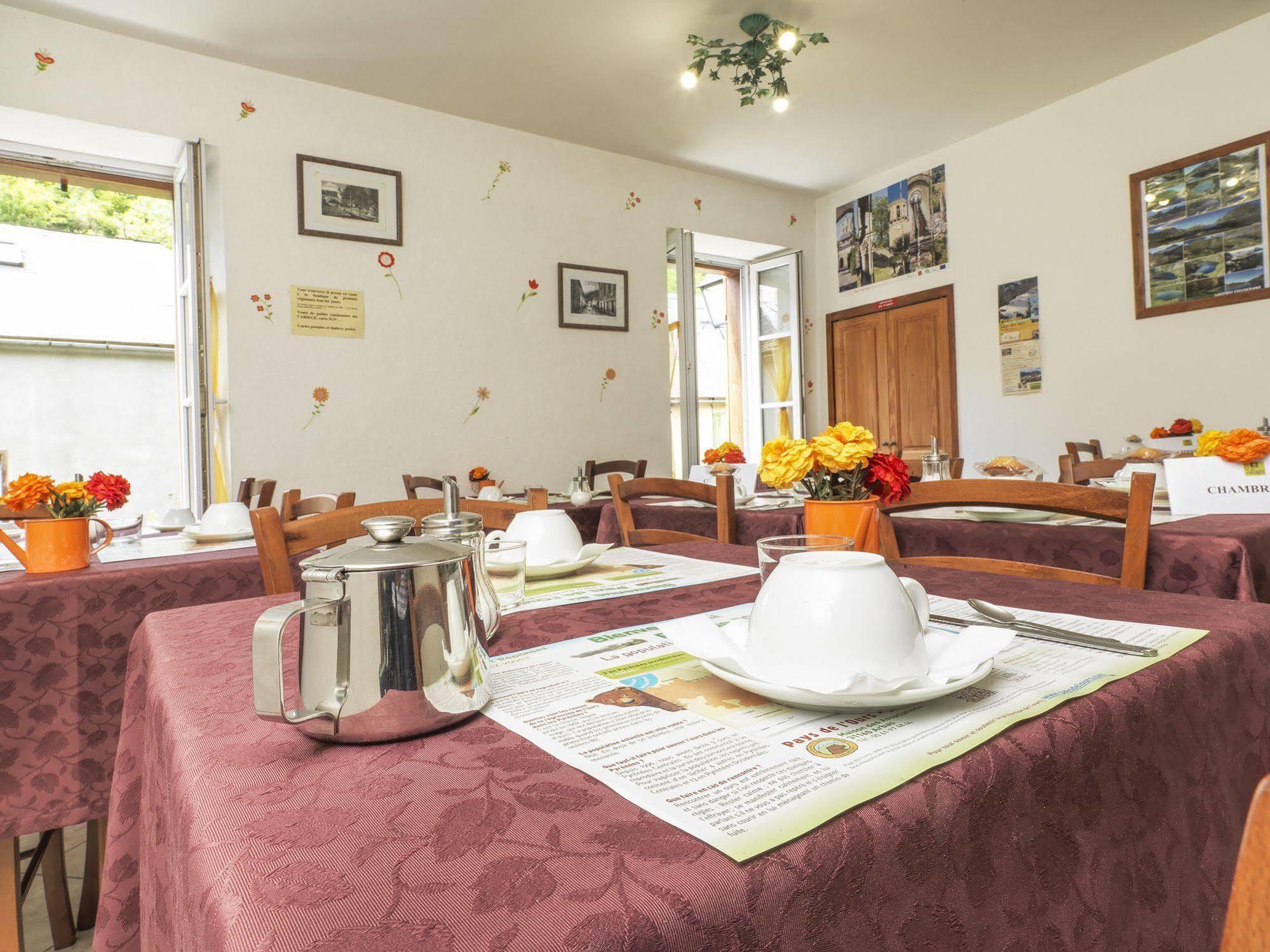 Auberge De L'Isard Saint-Denis  Exteriér fotografie